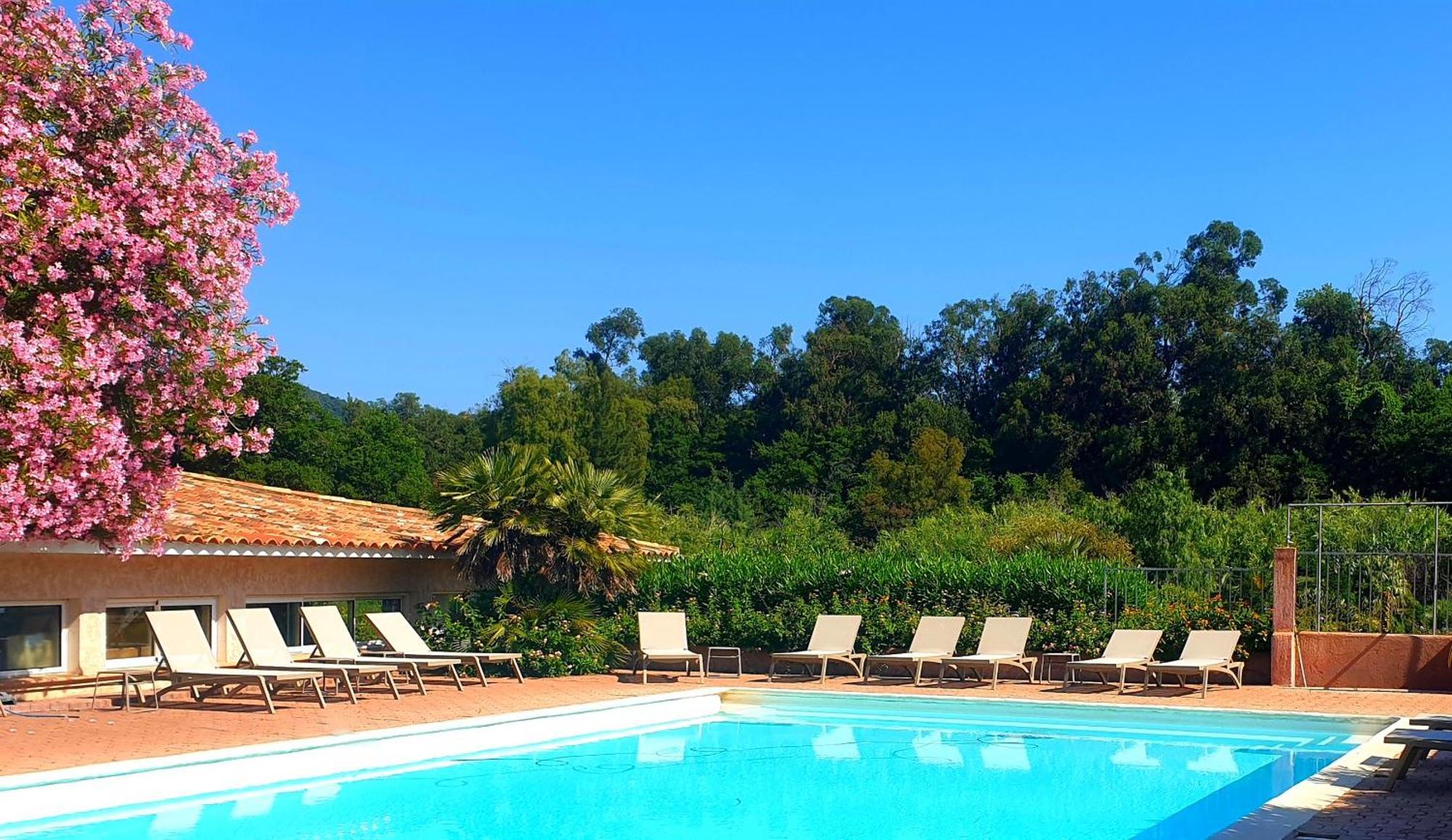 Hotel Olmuccio Sainte-Lucie de Porto-Vecchio Buitenkant foto